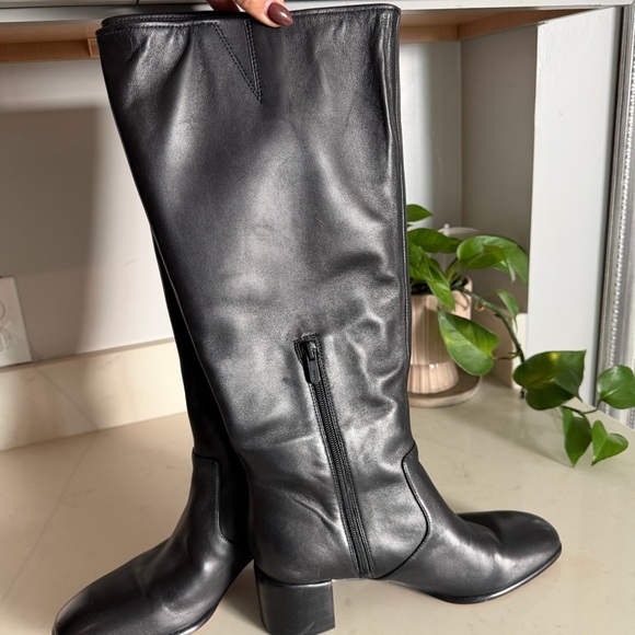 Vince Black Leather Wide Calf Heeled Knee-High Boots - Picture 7 of 9
